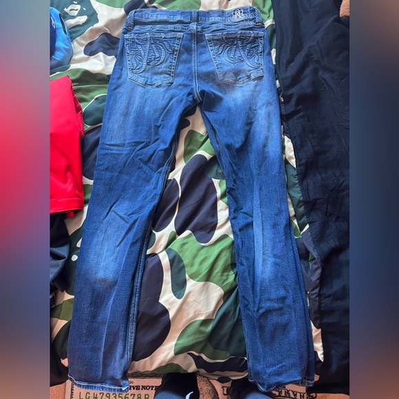 Rock and Republic Slim Straight Jeans! - Picture 2 of 2